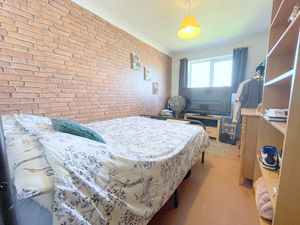 Sydney Street- click for photo gallery